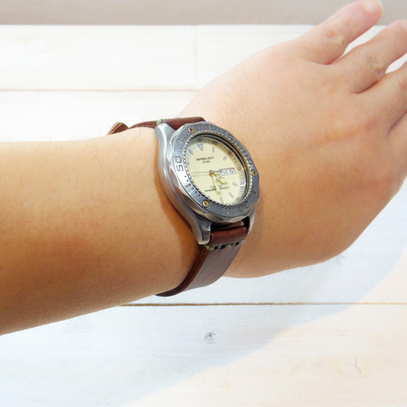 腕時計ベルト 腕時計バンド 牛革レザー 16mm〜20mmのラグ幅で制作 オレンジ 橙色 11枚目の画像