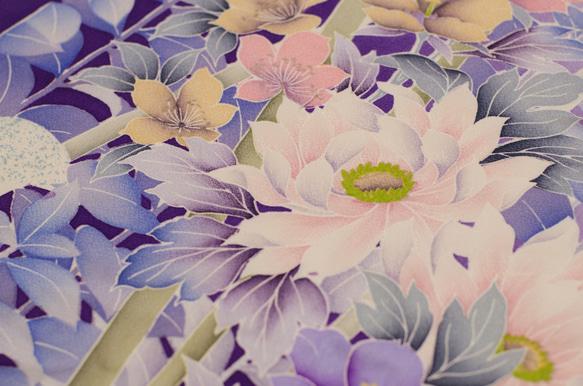 正絹　紫花柄振袖見本はぎれ　1.2m 和小物、つまみ細工などに 5枚目の画像