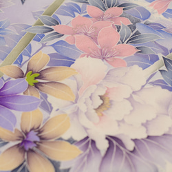 正絹　紫花柄振袖見本はぎれ　1.2m 和小物、つまみ細工などに 4枚目の画像