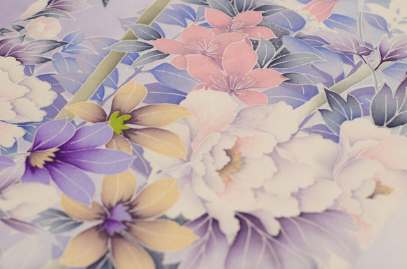 正絹　紫花柄振袖見本はぎれ　1.2m 和小物、つまみ細工などに 4枚目の画像