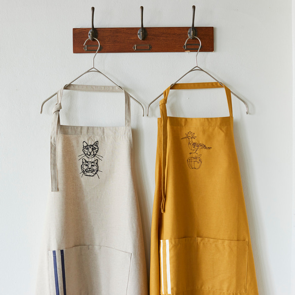HAyU fabric -kitchen fabrics- コットンリネン刺繍エプロン