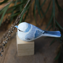 木彫の誕生日プレゼント灰藍山雀細工実木の置物青花小胖鳥 3枚目の画像