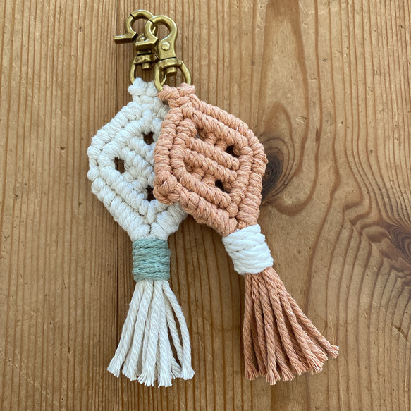 Macrame Keyring マクラメ キーホルダー 4枚目の画像