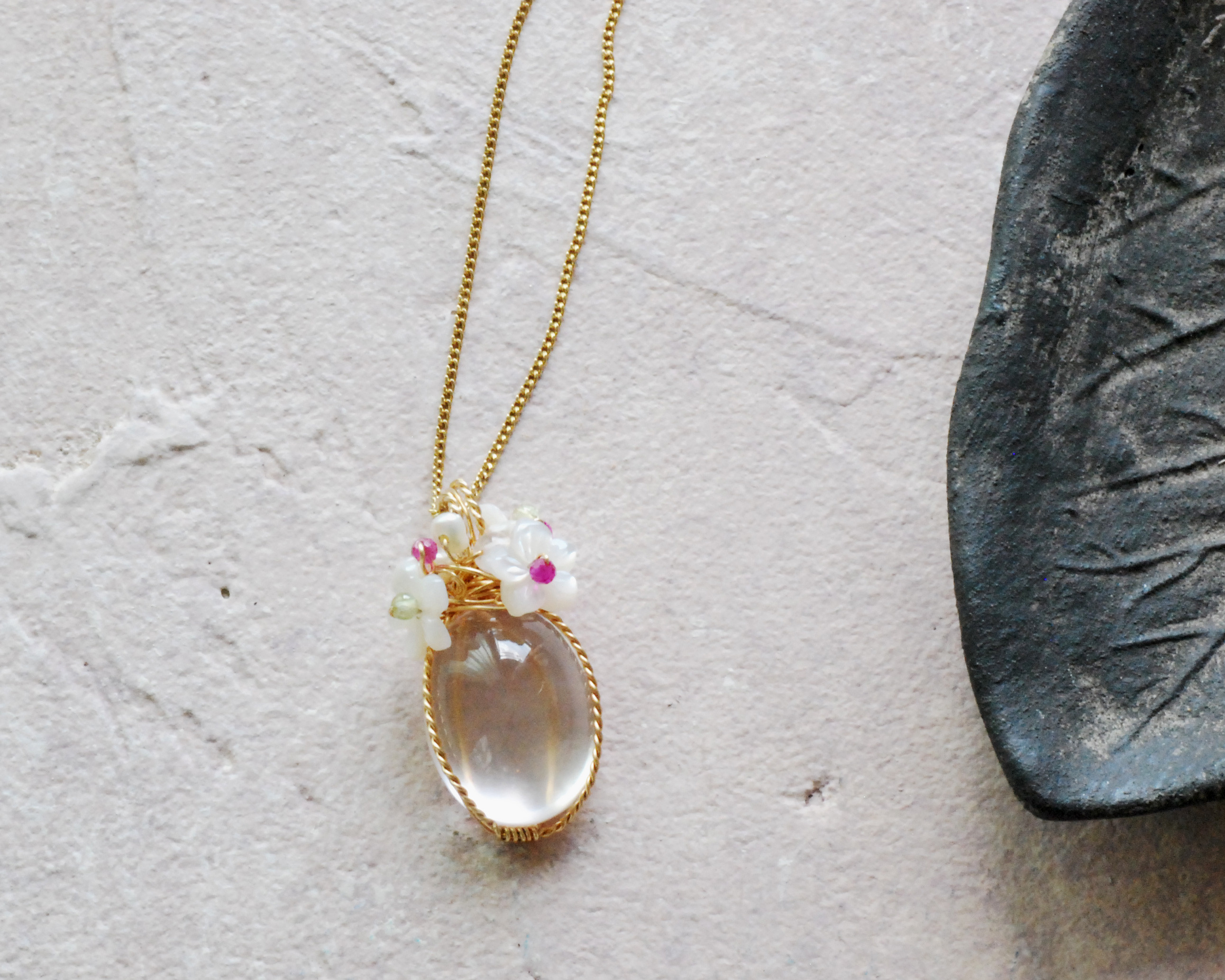 ラブリーローズクオーツペンダント