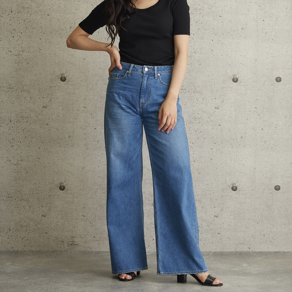 穿くだけでおしゃれが完成！ 自分サイズに変更可能　デニム職人のワイドバギーパンツ　M/Lサイズ　日本製 6,853円