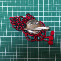 水引の花ミニコサージュBタイプ　赤×黒 3枚目の画像