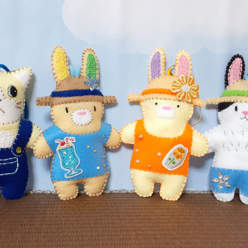 夏の装いのフェルトマスコット3(うさぎ・猫) ぬいぐるみ もちまる 通販