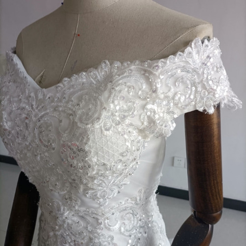 美品！ウエディングドレス キラキラのハンドビーディング マーメイド  