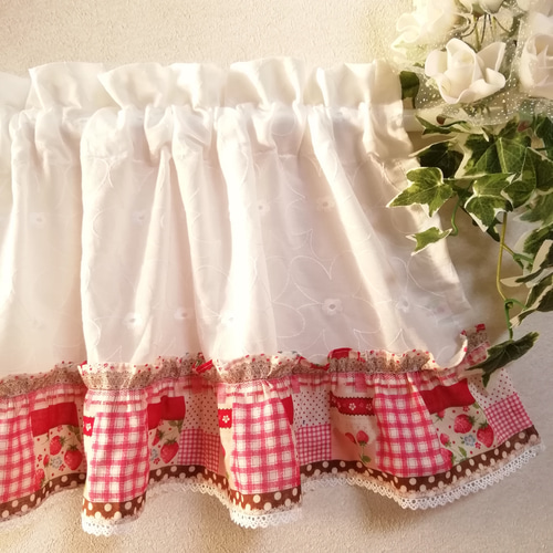 みー様オーダー作品♥チェックのフリルカフェカーテン×2枚♡総レース生地 ピンク みー様オーダー作品♥チェックのフリルカフェカーテン×2枚♡総レース