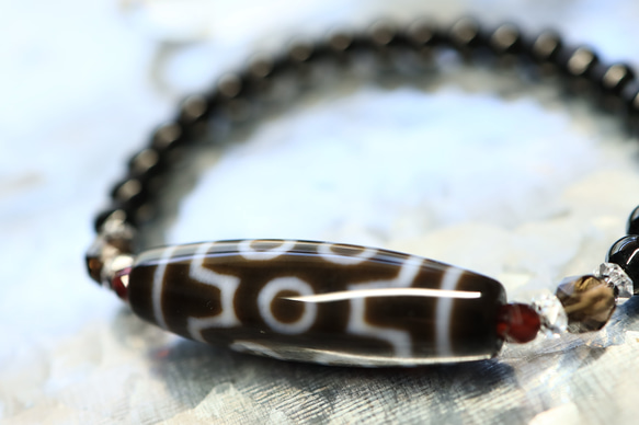 七眼天珠 ／送料込 匿名発送／チベット 天珠 お守り 九眼天珠