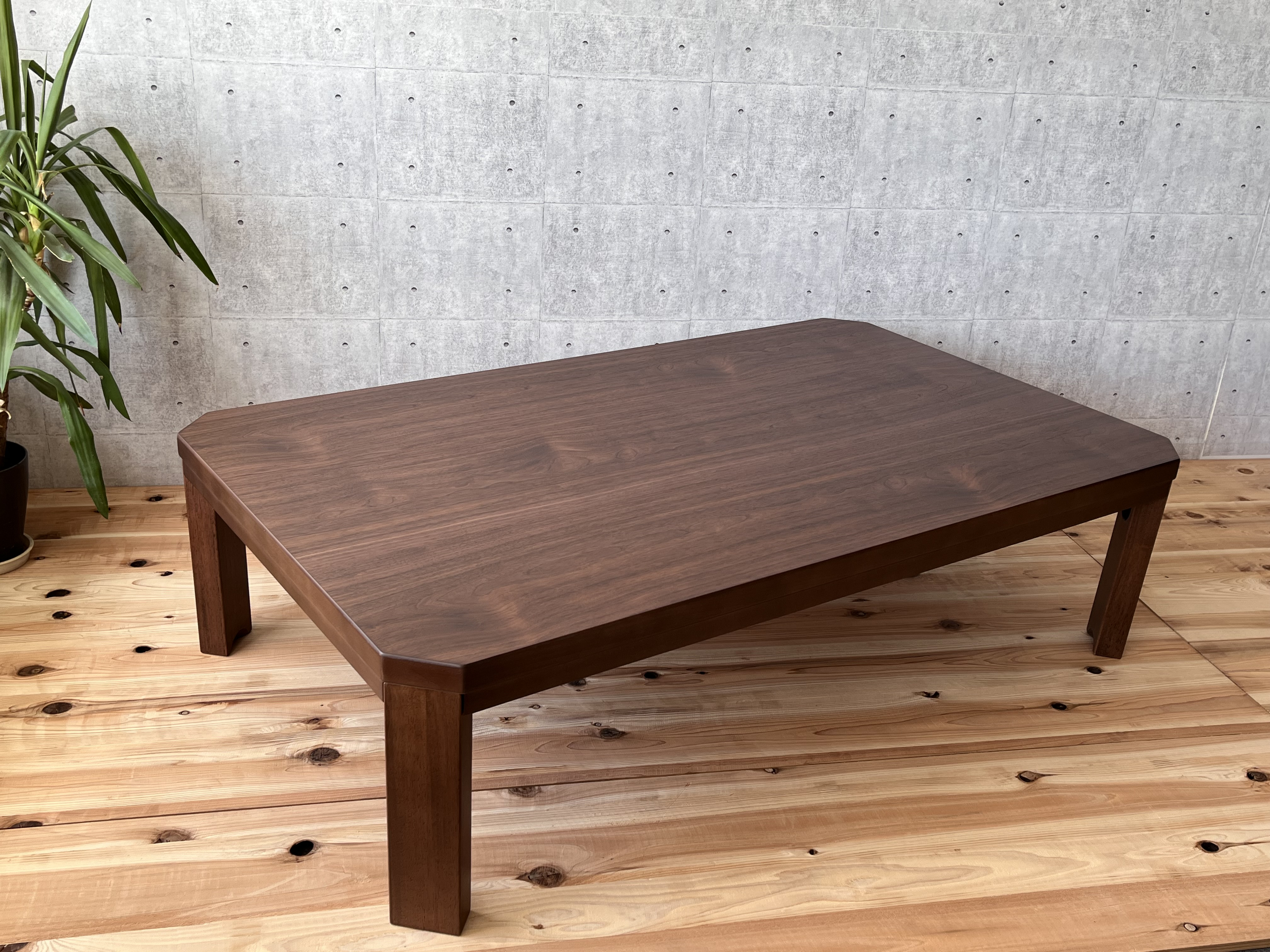 リビングテーブル　折りたたみ式　135×80ウォールナット突き板