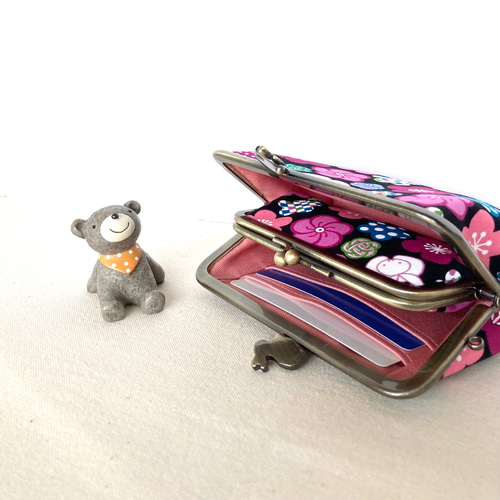 **うさこ様 お取り置き** がま口財布4点 在庫商品】革ヒモ付き手提げがま口財布【帆布・がまの実】 [M便