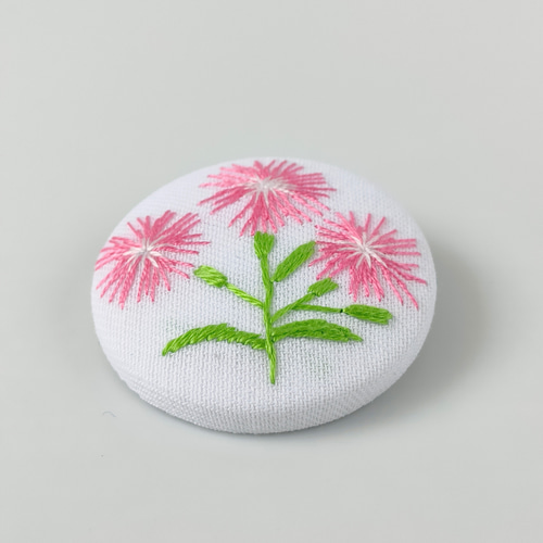 受注制作】撫子の花刺繍ブローチ ナデシコ ブローチ かなちゃん手刺繍