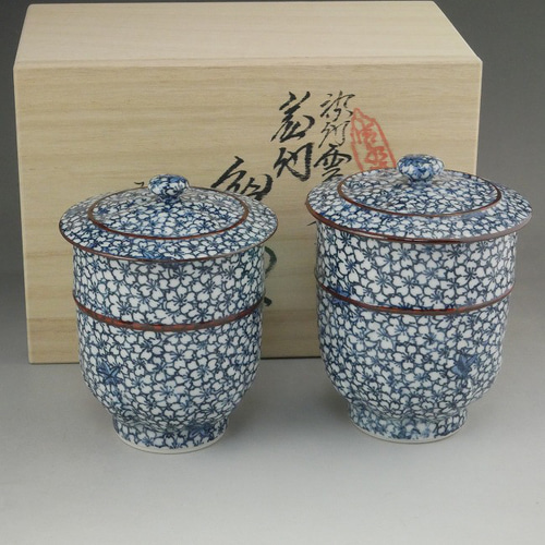 雲錦詰 蓋付夫婦湯呑み 孝峰 湯呑み 松韻堂 通販 14200760｜Creema