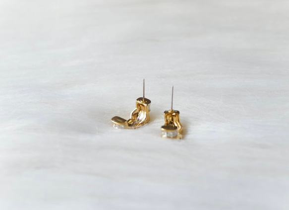 菱角接鑽青春春季日和 古菫珠寶耳針式飾 品耳環 piercing earrings 第4張的照片