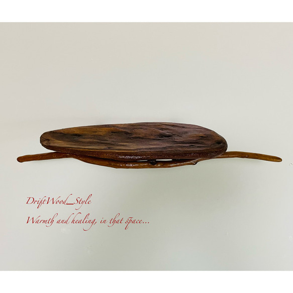 流木インテリア 枝と小型流木板のウォールシェルフ ラック フォト ディスプレイ ウォールデコ 壁掛け 棚 北欧 古木 6枚目の画像