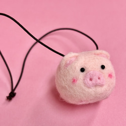 羊毛フェルト♡ストラップ♡ ぶたのストラップ】 羊毛フェルト キーホルダー チャーム 傘マーカー