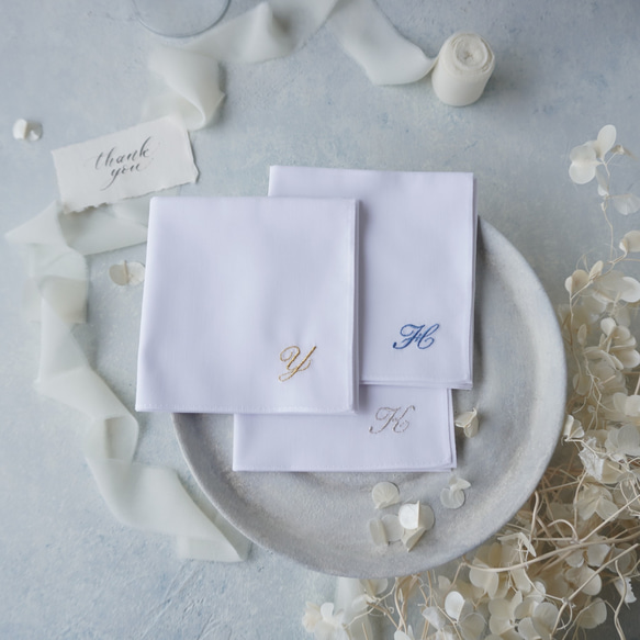 【11/19発送】ペアブライダルハンカチ✨極細エレガン✨お急ぎ2枚setイニシャル　国産　ブライダルハンカチ　席札　 6枚目の画像
