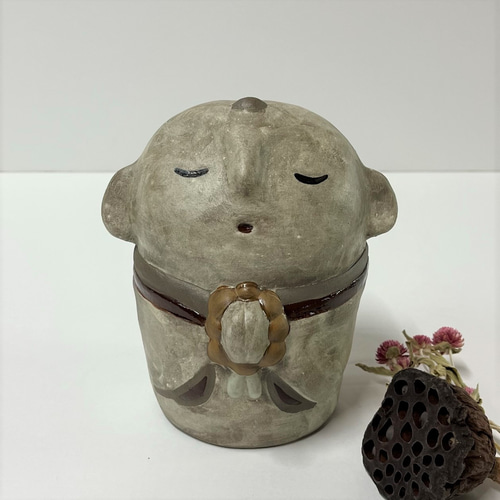 お地蔵さん（小）座布団（中）付き O-129 陶製 /Jizo/地藏
