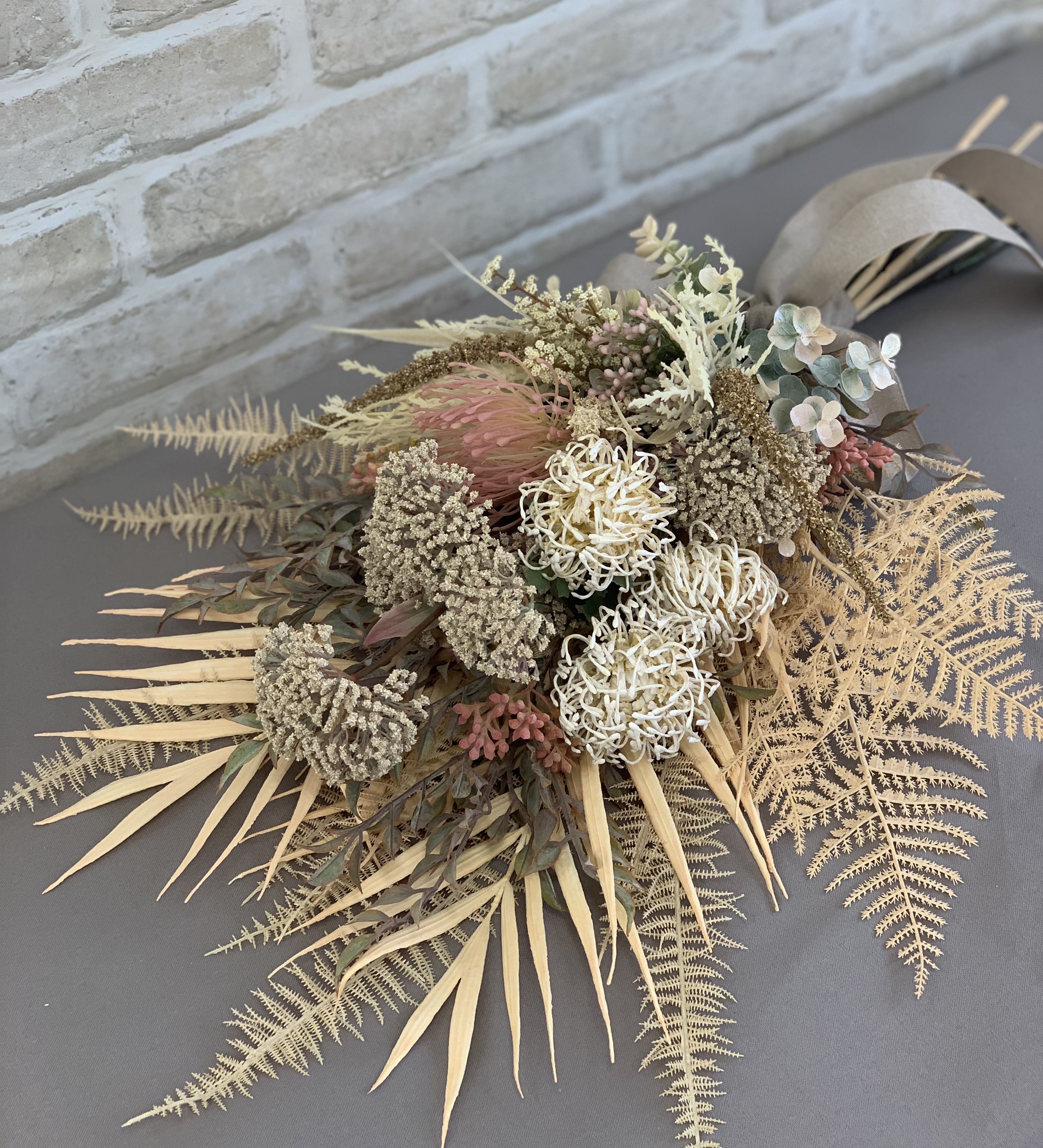 Rustic bridal bouquet set