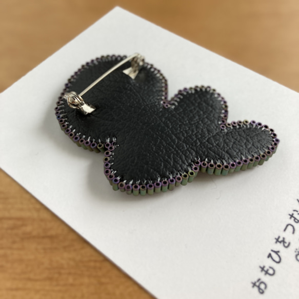 刺繍ブローチ　bonheur 5枚目の画像