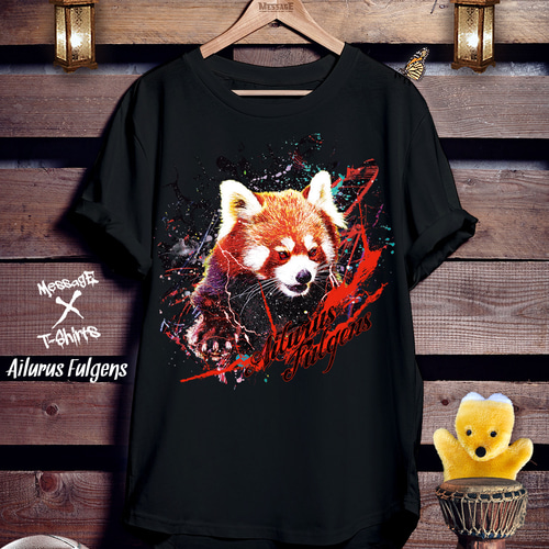 レッサーパンダ黒Tシャツ「Ailurus Fulgens」 Tシャツ ｢MessagE｣ 通販