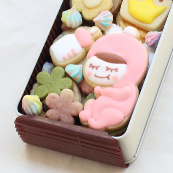 《名入れ可能、内祝、御出産祝に最適！》NEW BABY缶（手のひらサイズ） 11枚目の画像