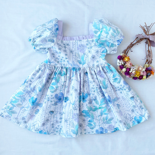 ふんわりお袖のスクエアネックワンピース リバティ イルマ 夏 爽やか  