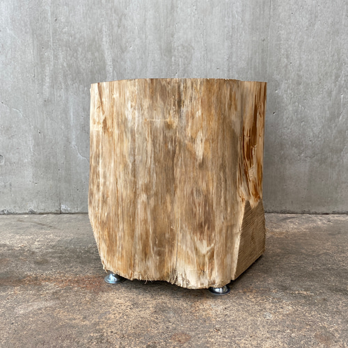 【ひのき切り株のスツール】丸太椅子 什器 サイドテーブル インテリア 木 寝室 ひのき切り株 スツール】サイドテーブル 丸太椅子 木 オブジェ