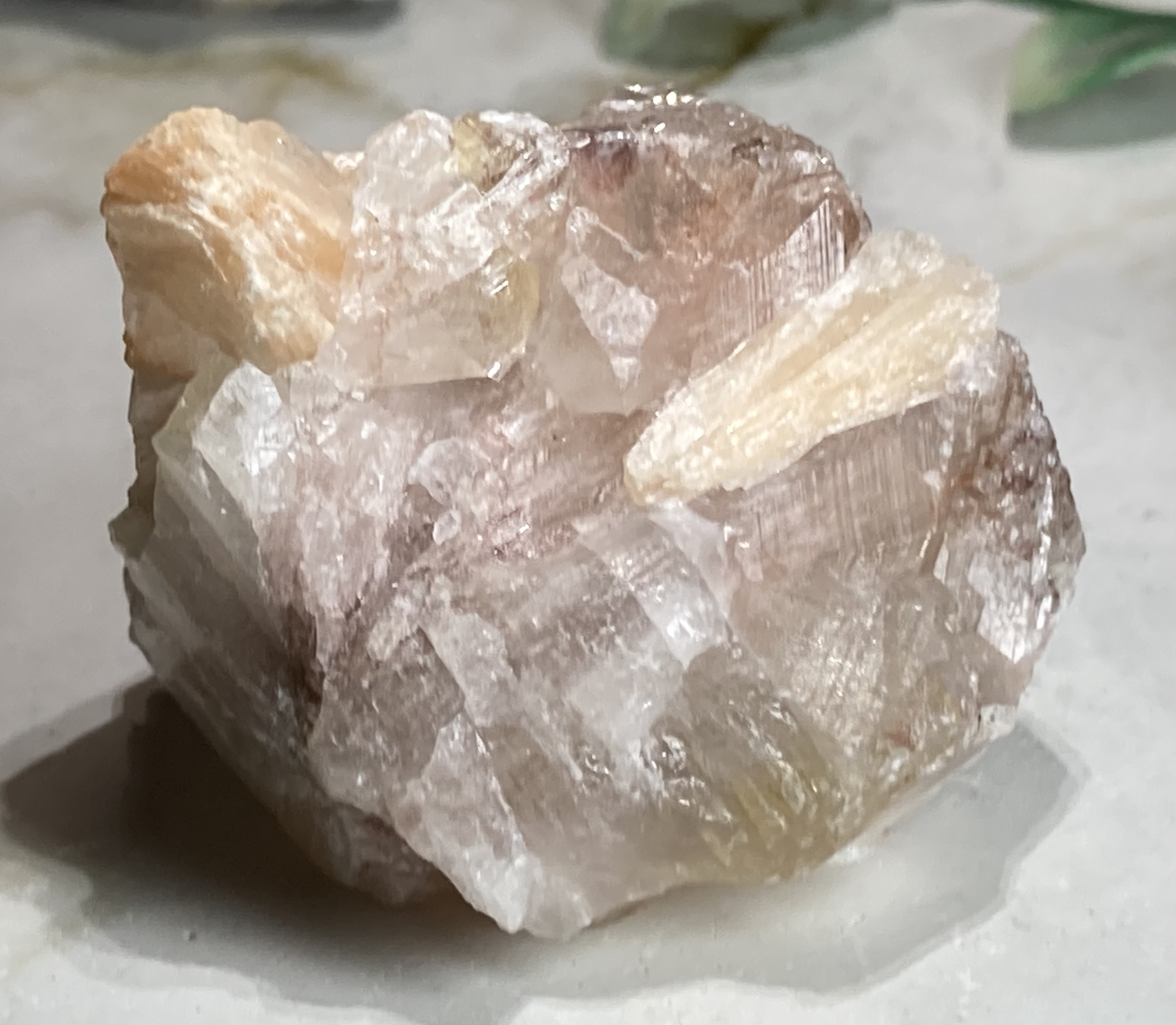 天使の創造˚✧₊⁎  アポフィライト　スティルバイト　原石　ラフストーン　魚眼石