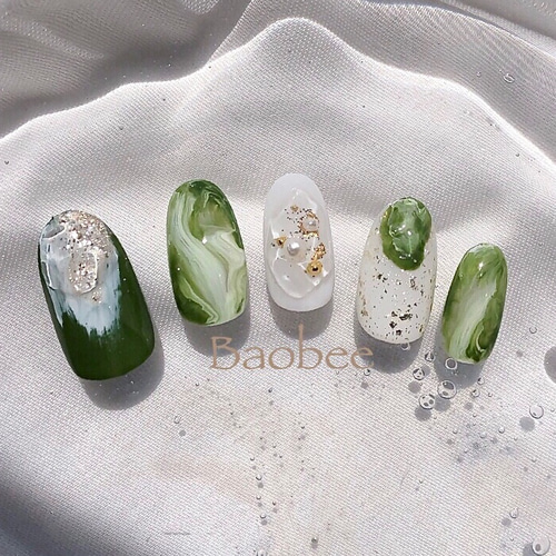 氷たっぷり抹茶ラテのニュアンスネイル⭐︎カフェ好きさん必見