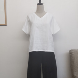 トリプルガーゼのフレンチ袖Tシャツ     オフホワイト       Vネック 7枚目の画像