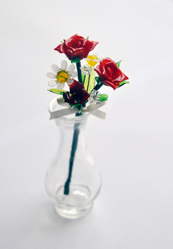 グラスフラワー　プチブーケ（赤いバラとデイジー） 5枚目の画像