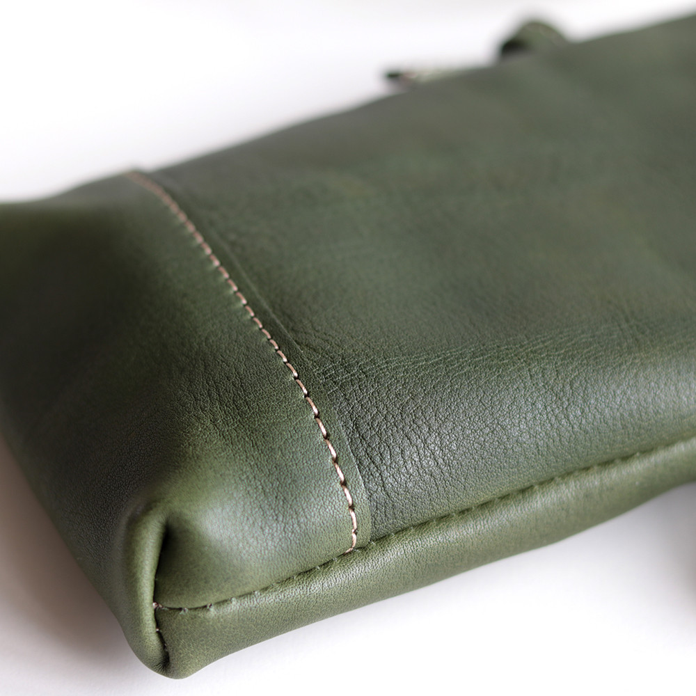 本革 スマホポシェット 栃木レザー 全7色 NC3414V