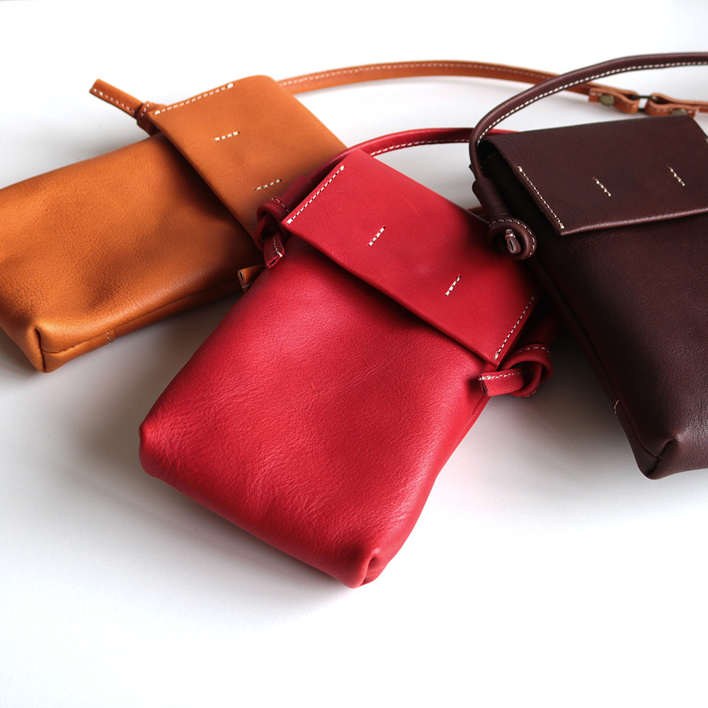 本革 スマホポシェット 栃木レザー 全7色 NC3414V