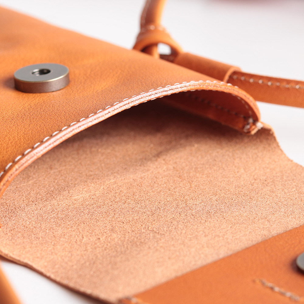 本革 スマホポシェット 栃木レザー 全7色 NC3414V