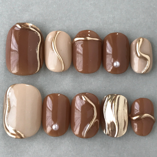 オーダーネイルチップ♡くすみブラウン淡色フレンチガーリー量産型韓国ベージュ茶色 オーダーネイルチップ♡秋くすみブラウン淡色フレンチガーリー量産型