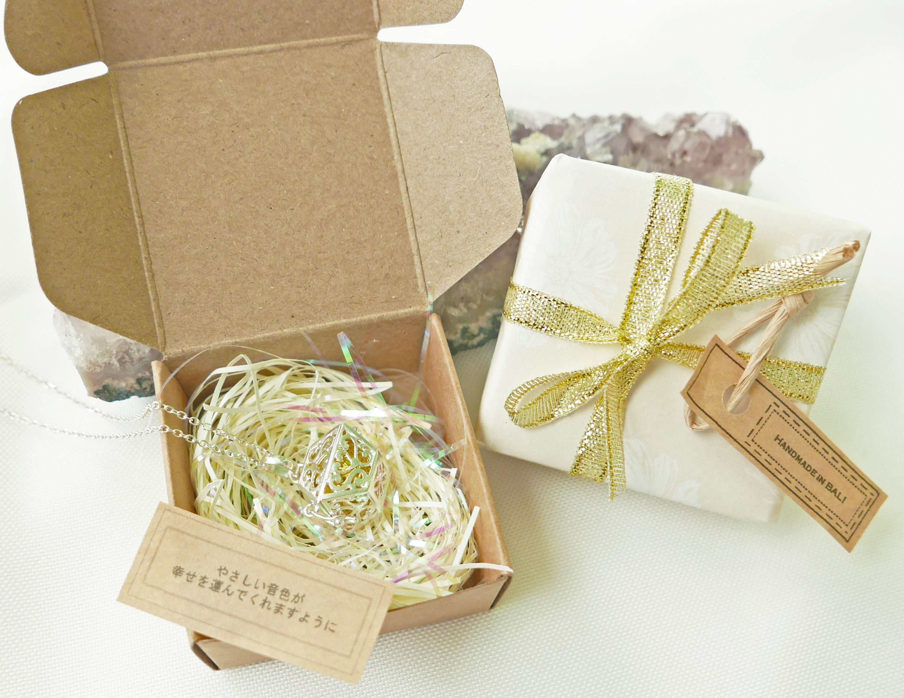 ・✼純金加工✼・幸運を呼ぶスクエア型のガムランボール ༺揺らすとシャラン♪癒しの音色が響く♪•*•ヒーリングペンダント༻