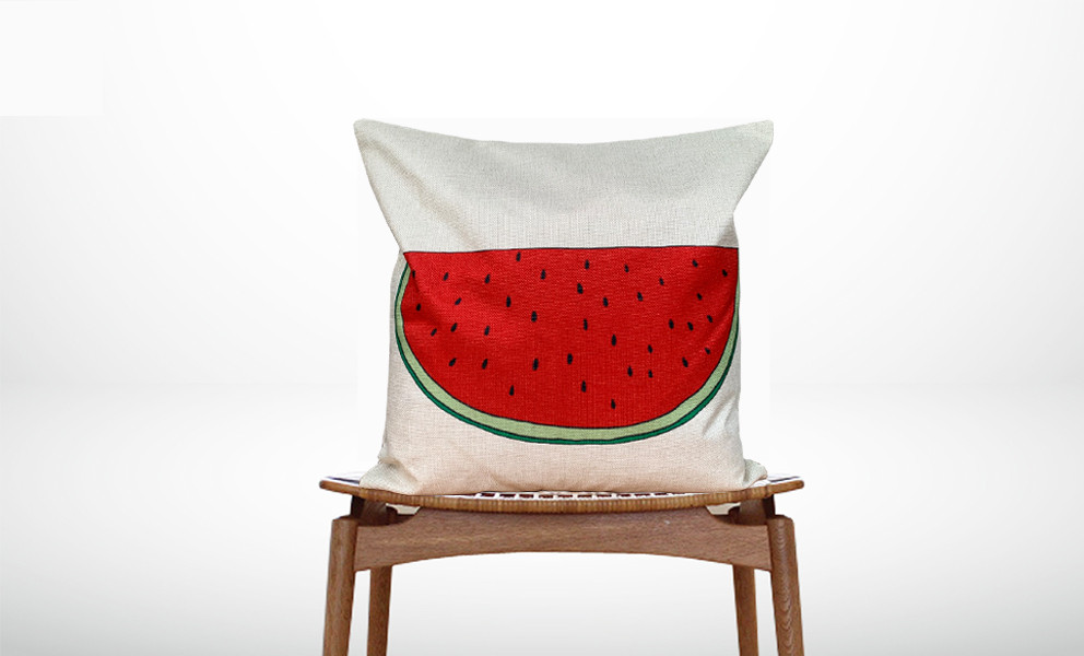 森のクッション すいか Ⅰ  –ヒノキの香り－