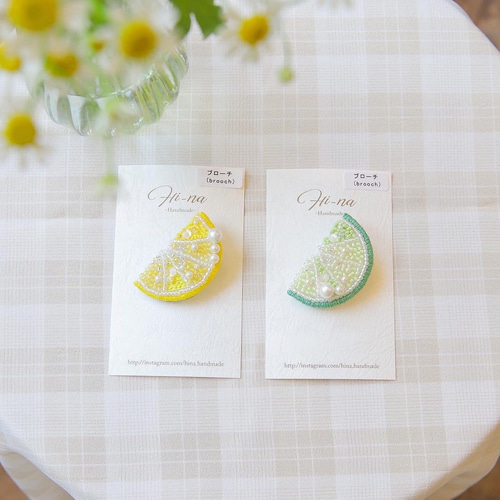M.K.R.K⭐︎ レモン オレンジ ビーズ 刺繍 ブローチ ハンドメイド M.K.R.K⭐︎様専用 レモン オレンジ ビーズ 刺繍 ブローチ