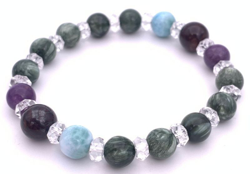 世界3大ヒーリングストーン☆天然石セラフィナイト&スギライト&ラリマー&チャロアイトのブレスレット