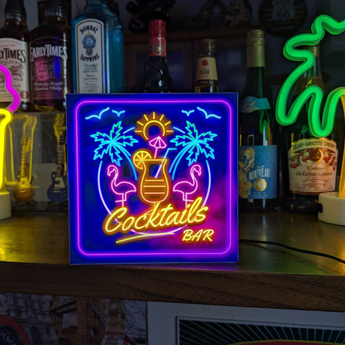 フラミンゴ カクテルバー アメリカン パブ スナック 酒 ヤシの木