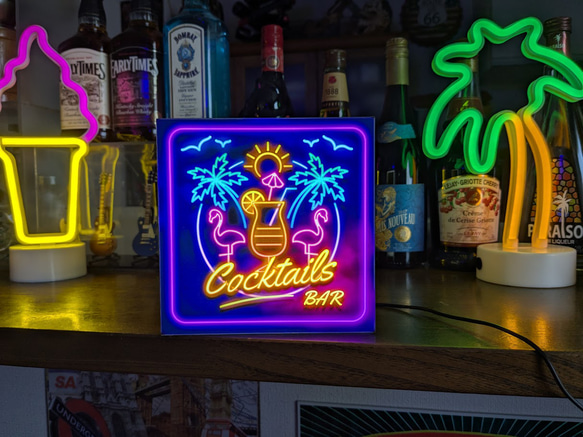 フラミンゴ カクテルバー アメリカン パブ スナック 酒 ヤシの木