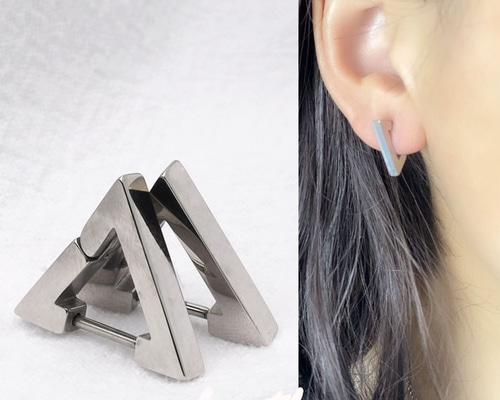 CARERING 701 TRIANGLE シルバー 三角形フープピアス CARERING 701 TRIANGLE シルバー 三角形フープピアス CARERING
