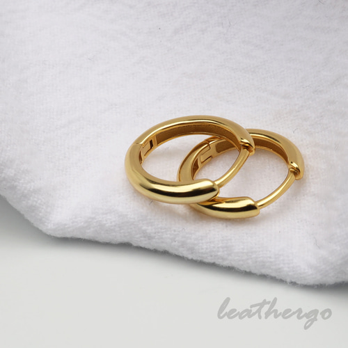 両耳 シルバー925素材 18k gp ゴールドフープピアス 金 シンプル