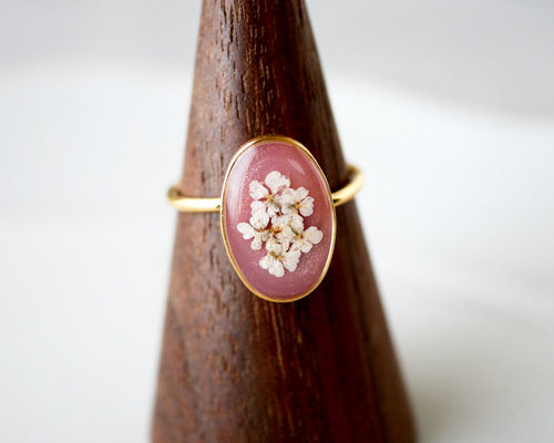 赤い押し花入り♡リング♡ f9ec064909a44e09cc3b516942448f