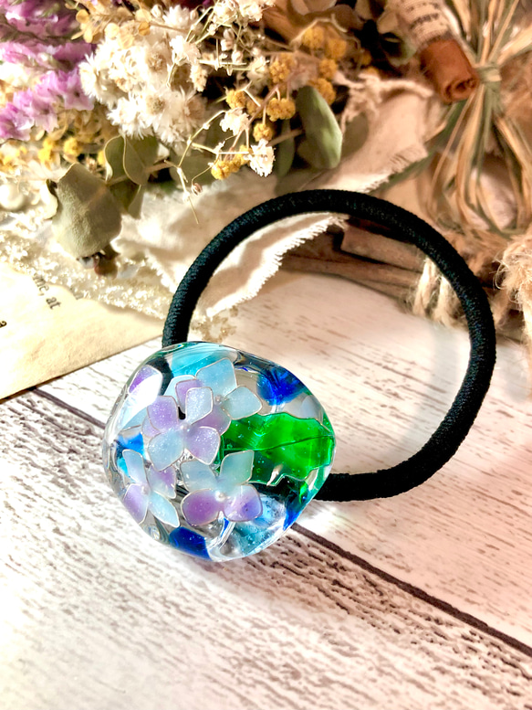 受注制作 水たまりの紫陽花 ヘアゴム アジサイ レジン 琉球