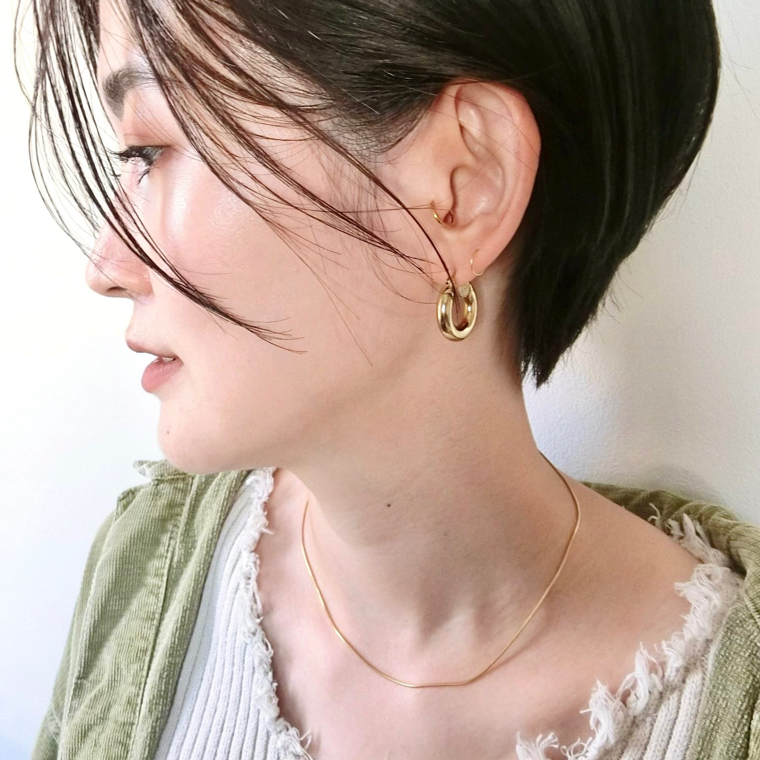 スネイクチェーンの14kgfネックレス　チェーンネックレス　シンプル　メンズ　金属アレルギー対応　つけっぱなし　秋