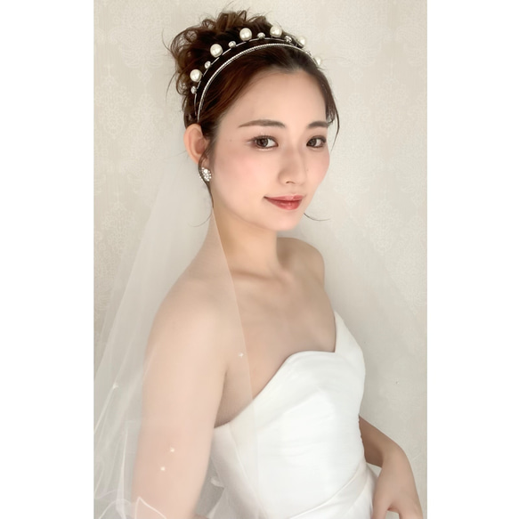 DH91 カチューシャ ウェディング ヘッドドレス　 ブライダル ヘアアクセサリー 　結婚式 花嫁 2枚目の画像