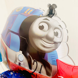 機関車トーマスからおめでとう　名前入りバルーン　バルーンギフト　誕生日　　トーマス　海外アニメ　キッズバースデー 5枚目の画像